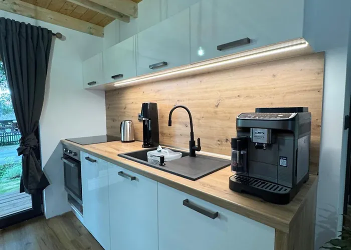 Apartament Nelinka Pobliz Hlucinskeho Jezera *